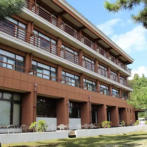 Miyajima Seaside Ryokan